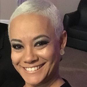 Meet your Posher, Lilian